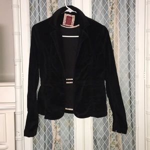 A really beautiful black jacket from zenana